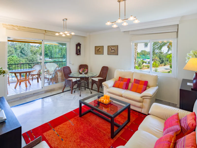 3 Bedroom Apartment for Sale in La Dama de Noche, Nueva Andalucía, Marbella