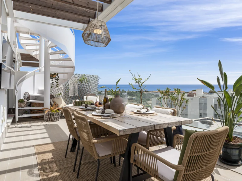 2 Bedroom Apartment for Sale in Estepona