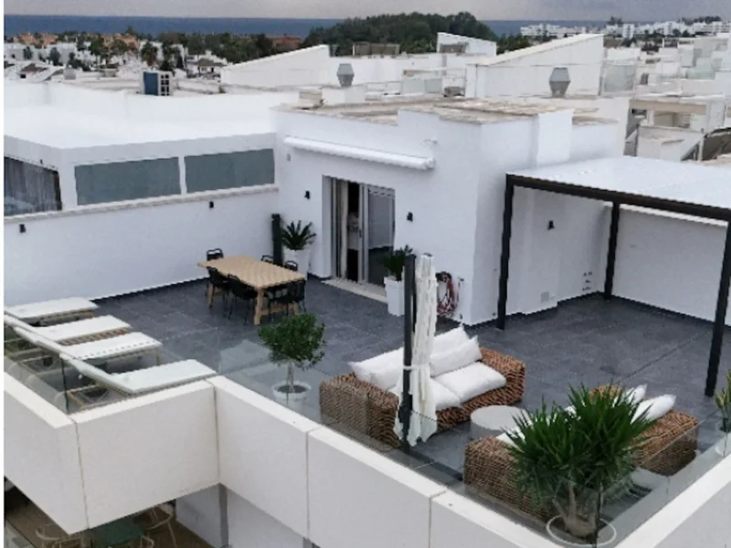 3 Bedroom Apartment with Terrace for Sale in San Pedro de Alcántara