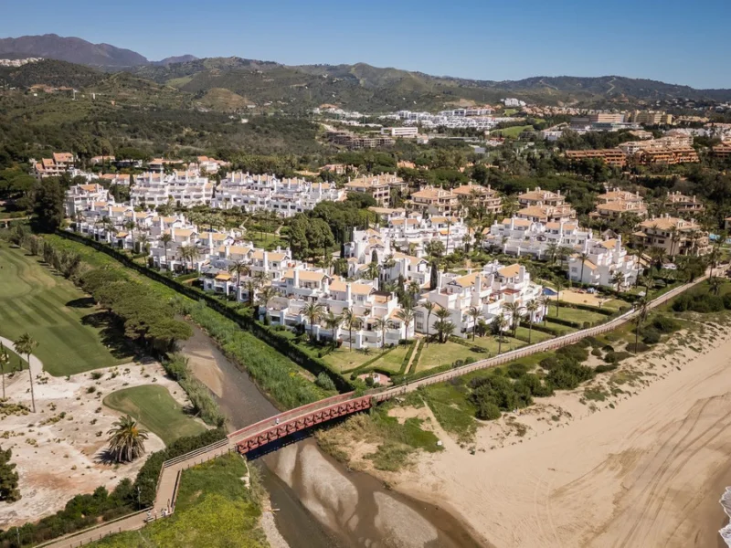 3 Bedroom Apartment with Terrace for Sale in Marbella