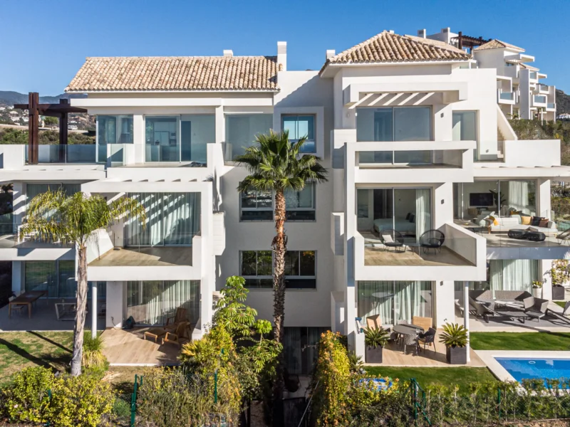 3 Bedroom Apartment for Sale in Benahavís