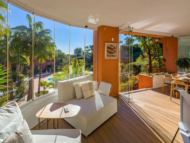 4 Bedroom Apartment for Sale in Alminar de Marbella, Nueva Andalucía, Marbella