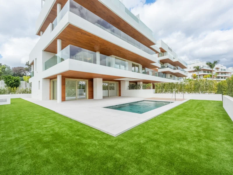 4 Bedroom Private Villa for Sale in Marbella Centro