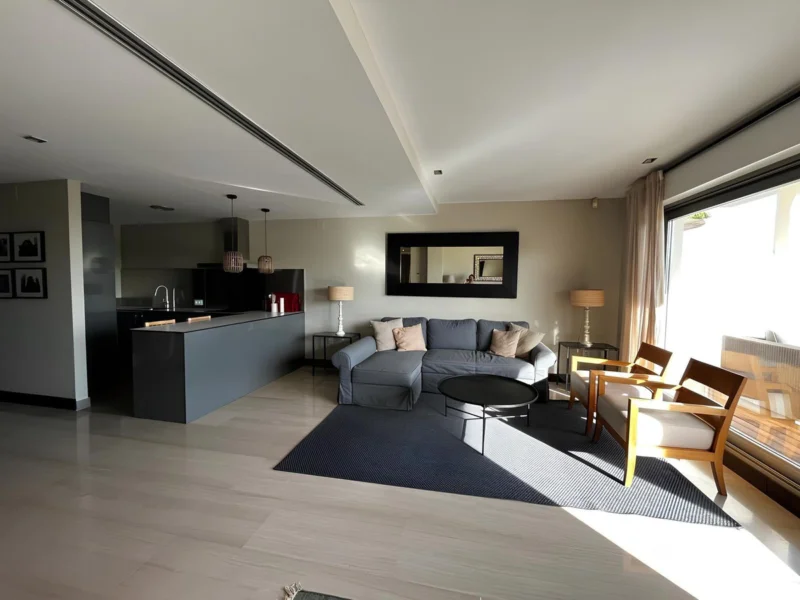 1 Bedroom Apartment with Terrace for Sale in Benahavís