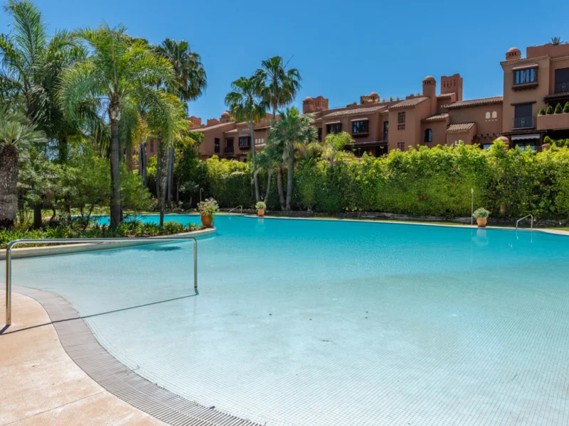 2 Bedroom Apartment for Sale in San Pedro de Alcántara
