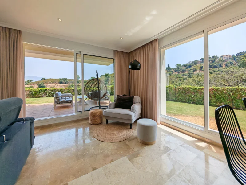 2 Bedroom Apartment for Sale in La Mairena, Marbella