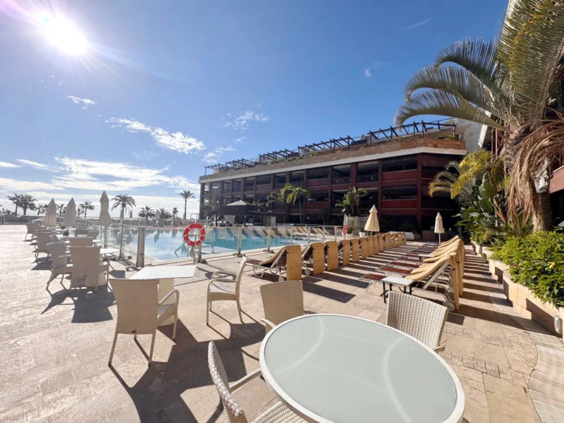 1 Bedroom Apartment with Terrace for Sale in Guadalpín Banús, Puerto Banús, Marbella