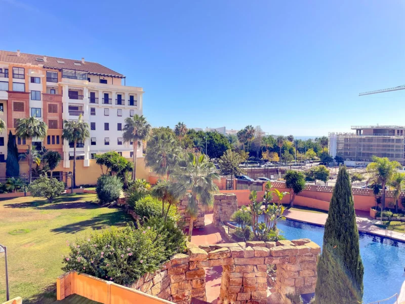 3 Bedroom Apartment with Terrace for Sale in San Pedro de Alcántara