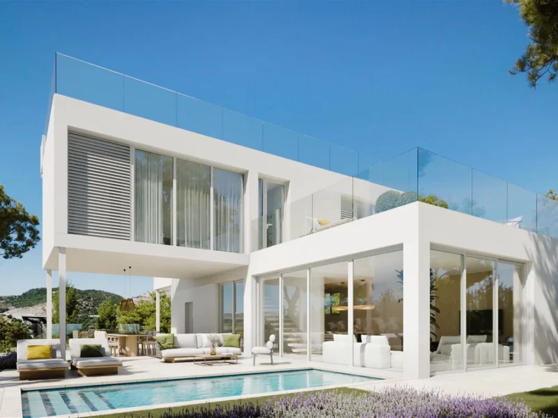 3 Bedroom Private Villa with Terrace for Sale in Estepona