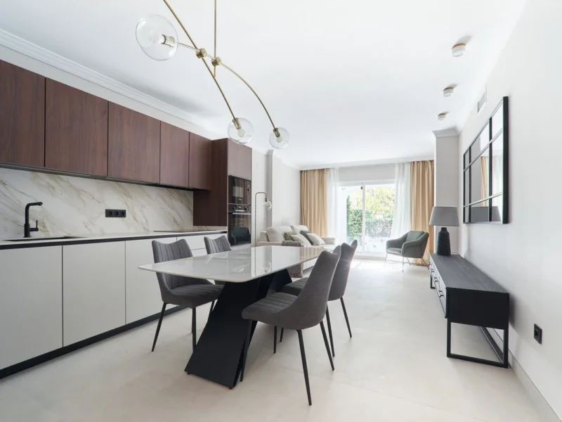 3 Bedroom Apartment with Terrace for Sale in San Pedro de Alcántara