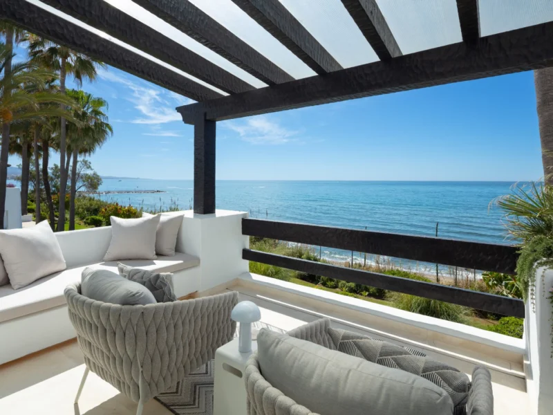 6 Bedroom Apartment for Sale in Puente Romano, Milla de Oro, Marbella