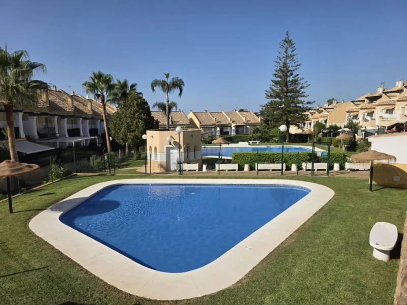 4 Bedroom Private Villa for Sale in Marbella