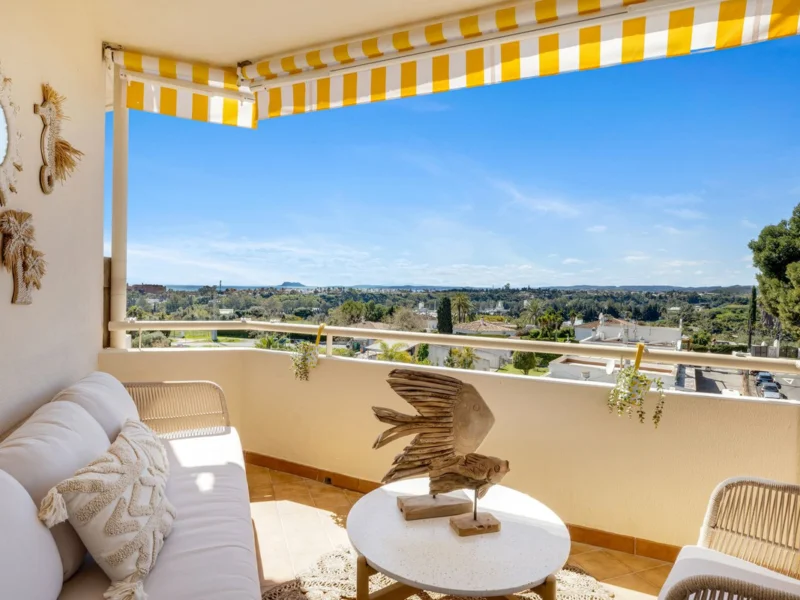 1 Bedroom Apartment for Sale in Estepona
