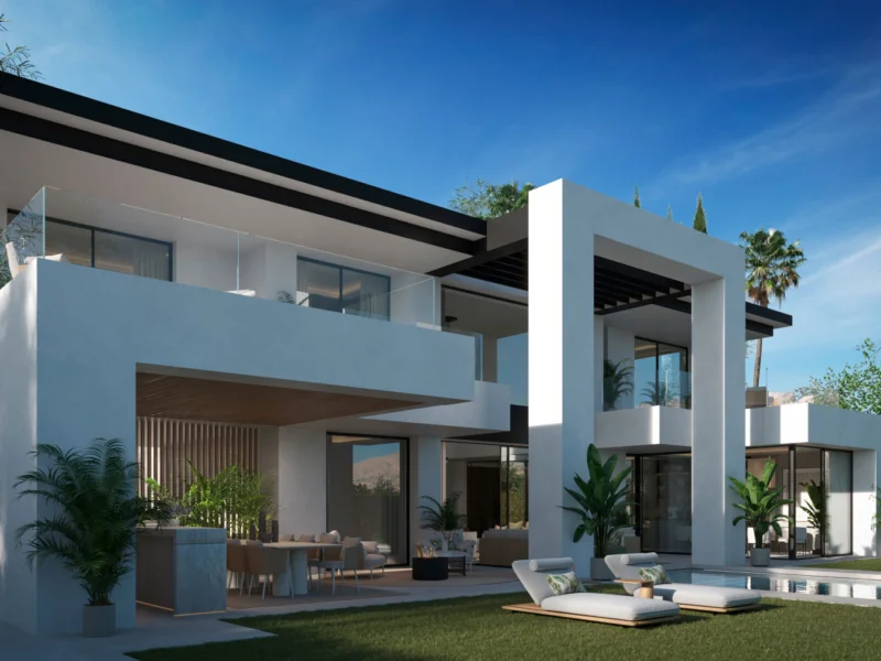 4 Bedroom Private Villa with Terrace for Sale in Estepona