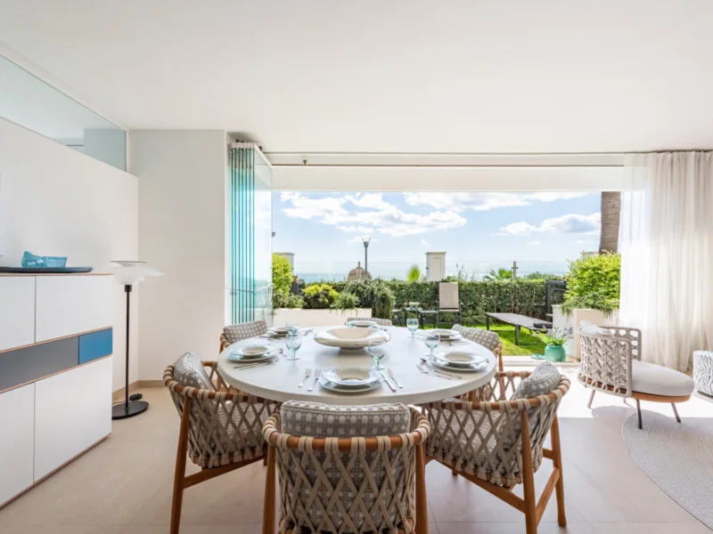 2 Bedroom Apartment for Sale in Estepona