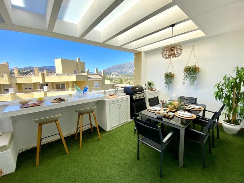 Furnished 2 Bedroom Apartment with Terrace for Rent in Las Brisas Golf, Nueva Andalucía, Marbella