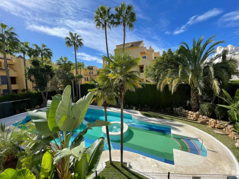 5 Bedroom Apartment for Sale in Nagüeles, Marbella