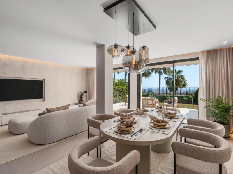 3 Bedroom Private Villa with Terrace for Sale in Benahavís