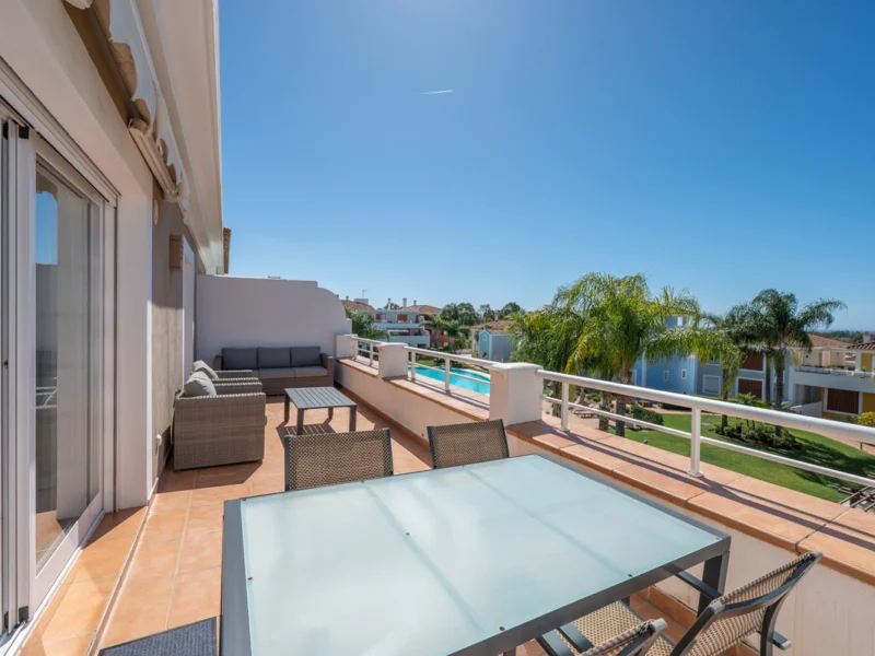 2 Bedroom Apartment for Sale in Estepona