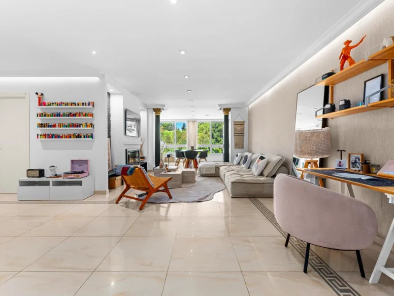 3 Bedroom Apartment for Sale in La Quinta, Benahavís