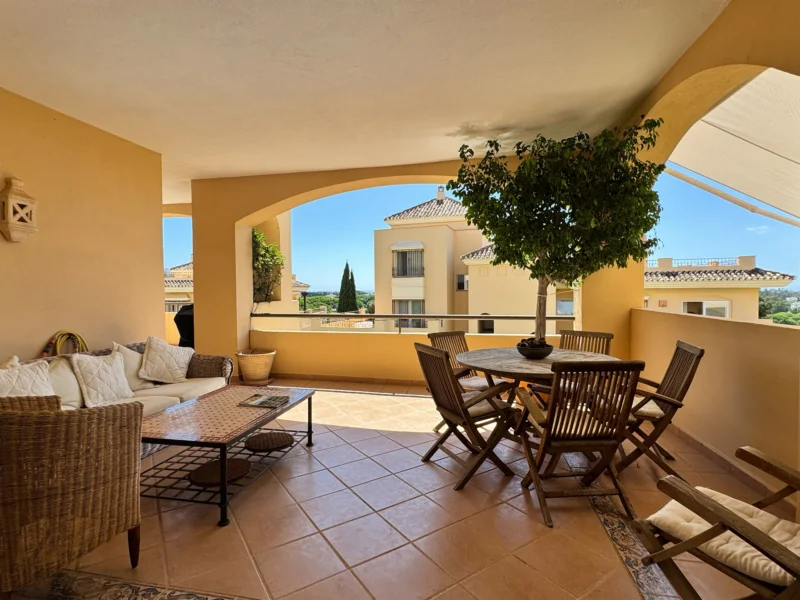 3 Bedroom Apartment for Sale in Cabopino, Marbella
