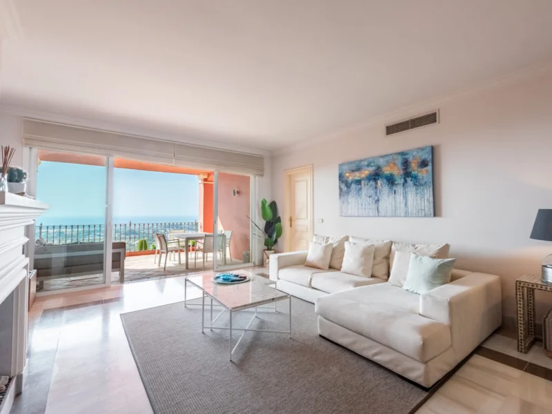 2 Bedroom Apartment for Sale in Monte Halcones, Benahavís