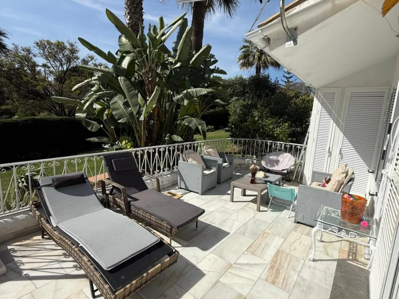 Furnished 2 Bedroom Apartment for Rent in Nueva Andalucía, Marbella