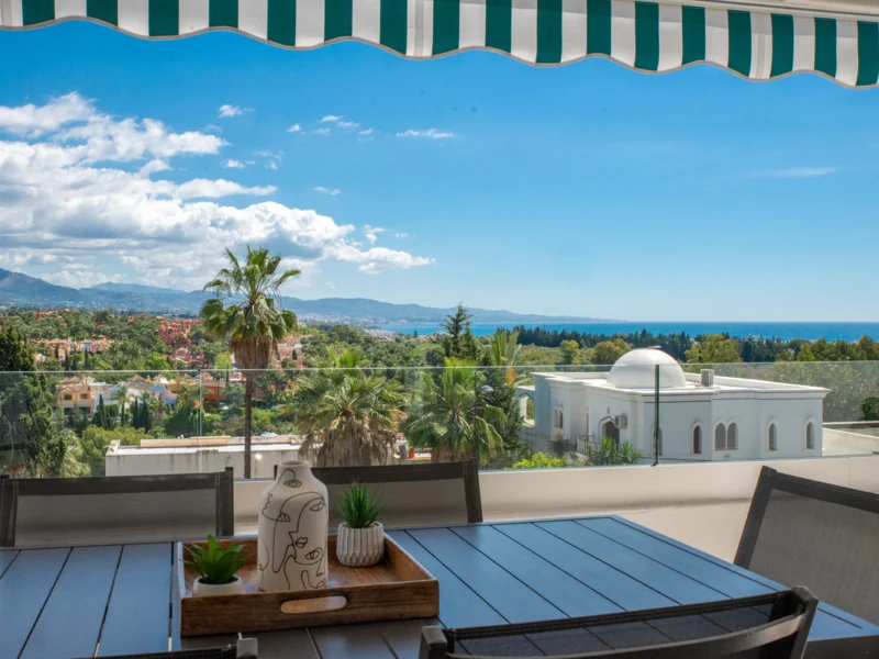 3 Bedroom Apartment for Sale in Nueva Andalucía, Marbella