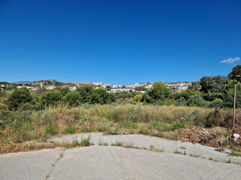 Apartment for Sale in Nueva Andalucía, Marbella