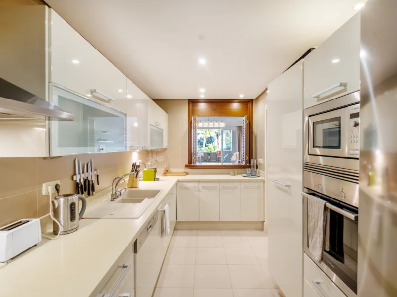 3 Bedroom Apartment for Sale in Alminar de Marbella, Nueva Andalucía, Marbella
