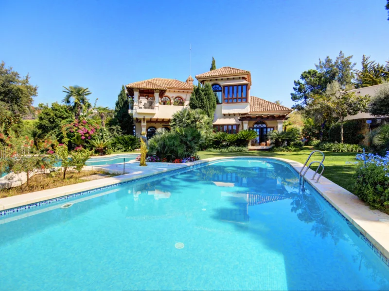 7 Bedroom Private Villa for Sale in La Zagaleta, Benahavís