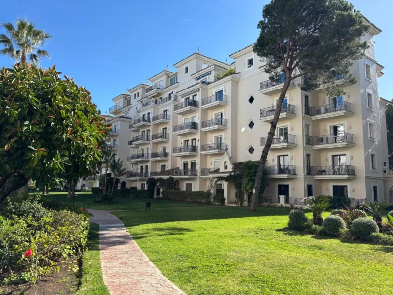3 Bedroom Apartment for Sale in Nueva Andalucía, Marbella
