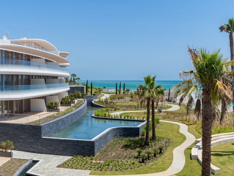 2 Bedroom Apartment for Sale in Estepona