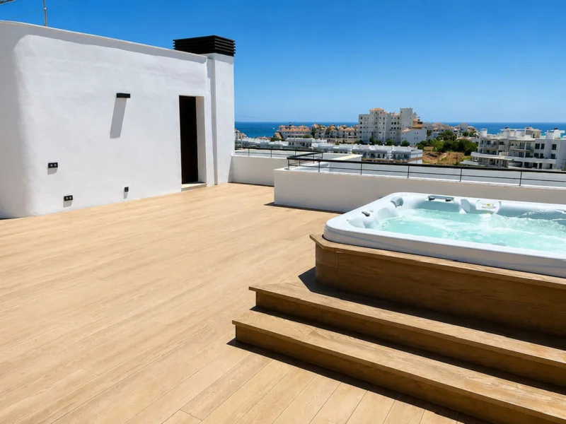 3 Bedroom Apartment with Terrace for Sale in Estepona