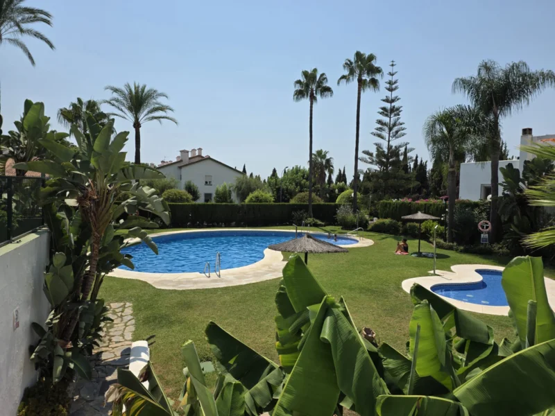 4 Bedroom Private Villa for Sale in Nagüeles, Marbella