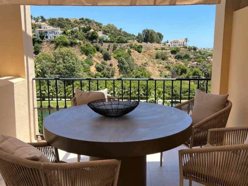 Furnished 4 Bedroom Apartment for Rent in La Quinta, Benahavís