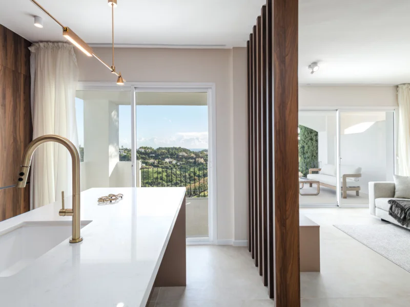 Apartamento amueblado de 3 dormitorios en alquiler en Altos de la Quinta, La Quinta, Benahavís