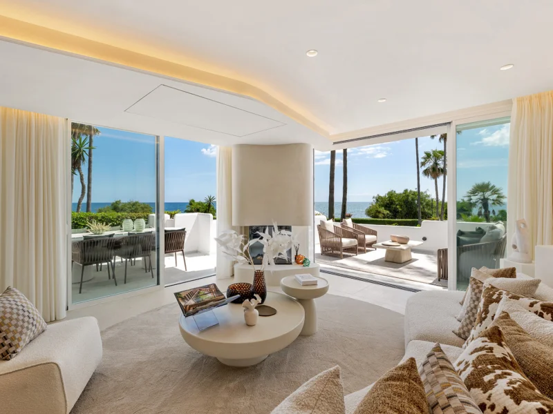 3 Bedroom Apartment for Sale in Estepona