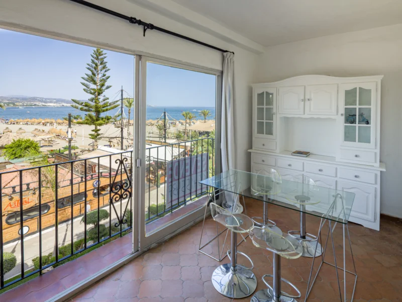 1 Bedroom Apartment for Sale in Puerto Banús, Marbella