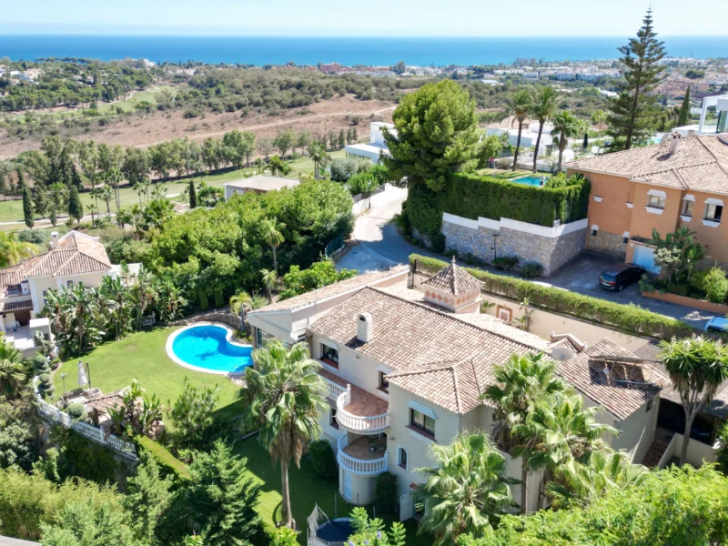 6 Bedroom Private Villa for Sale in El Capitán, Benahavís