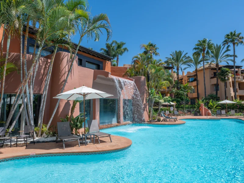 2 Bedroom Apartment for Sale in Sierra Blanca, Marbella