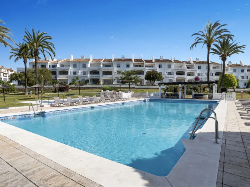 3 Bedroom Apartment for Sale in Nueva Andalucía, Marbella