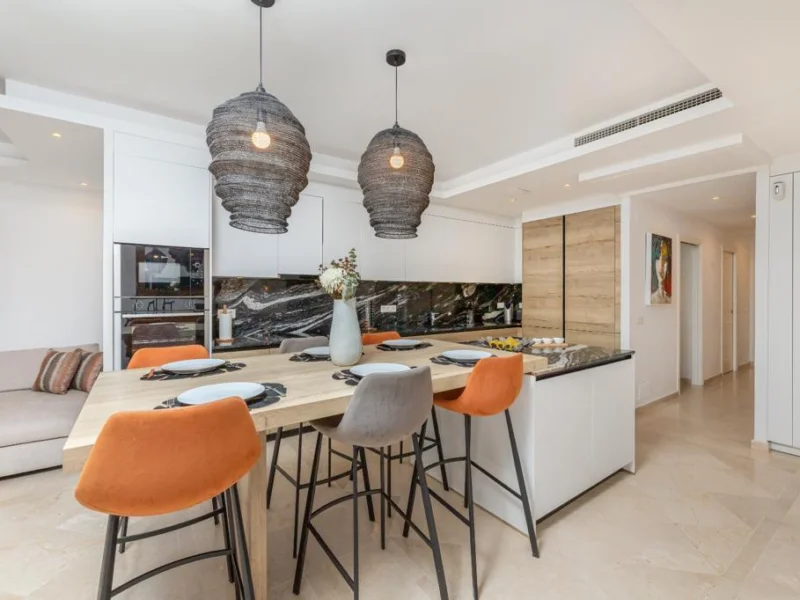 Furnished 3 Bedroom Apartment for Rent in Cortijo Blanco, San Pedro de Alcántara