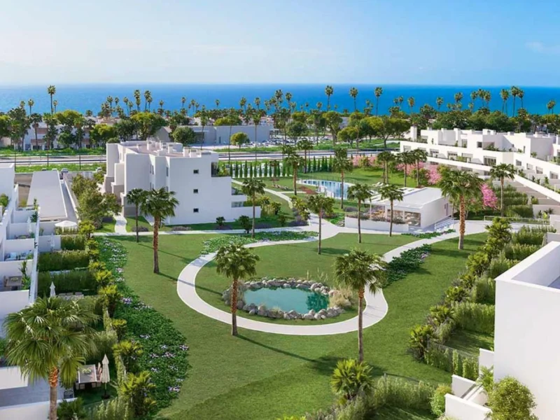 2 Bedroom Apartment with Terrace for Sale in Cancelada, Estepona