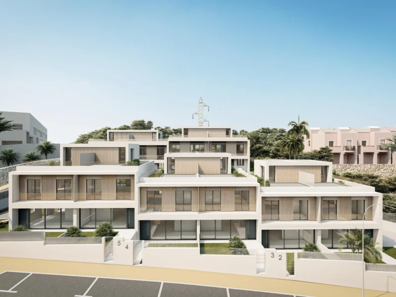 4 Bedroom Private Villa for Sale in Estepona