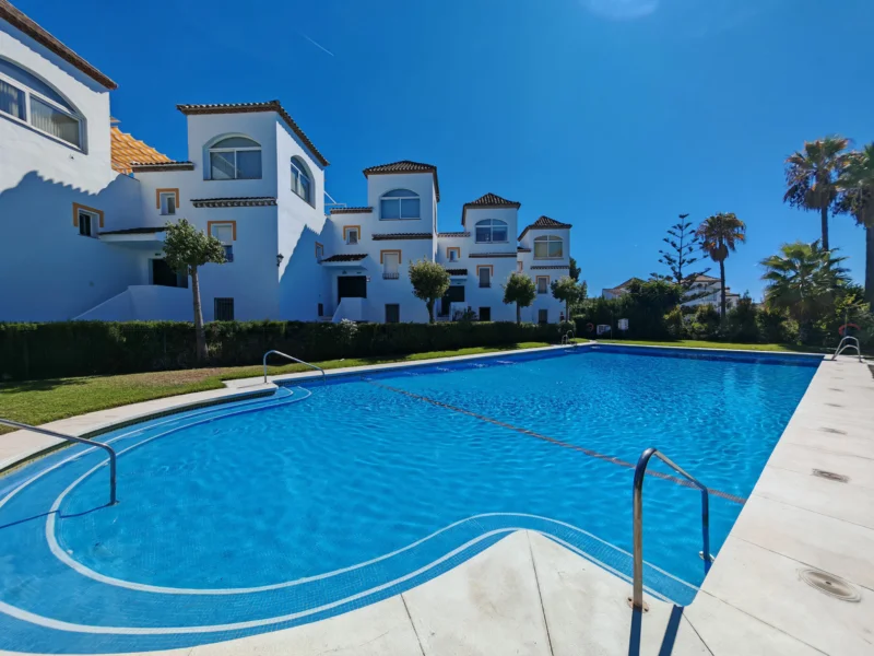 3 Bedroom Apartment for Sale in Costabella, Marbella