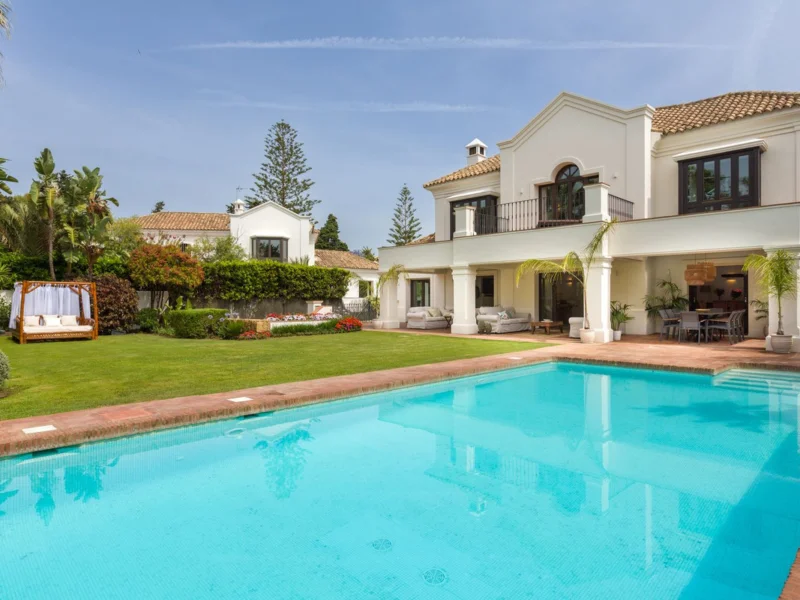 6 Bedroom Private Villa for Rent in Guadalmina Baja, San Pedro de Alcántara