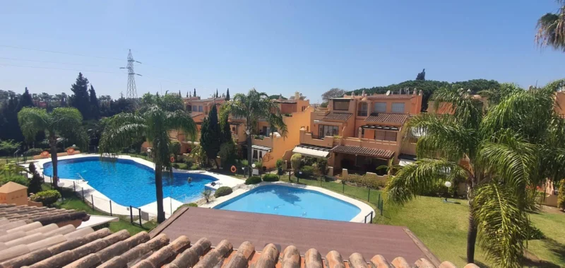 4 Bedroom Private Villa for Sale in Nagüeles, Marbella