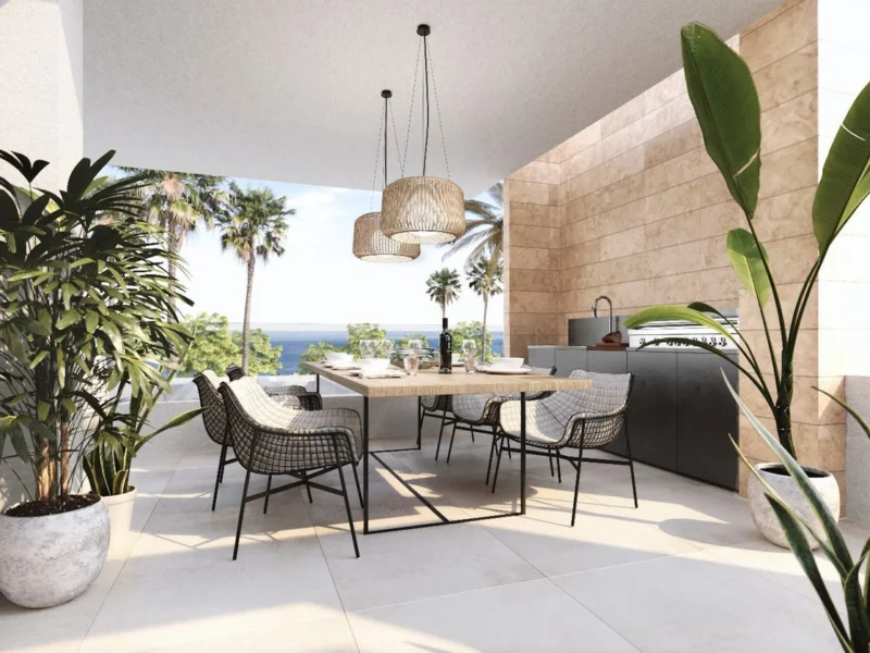 2 Bedroom Apartment with Terrace for Sale in Estepona