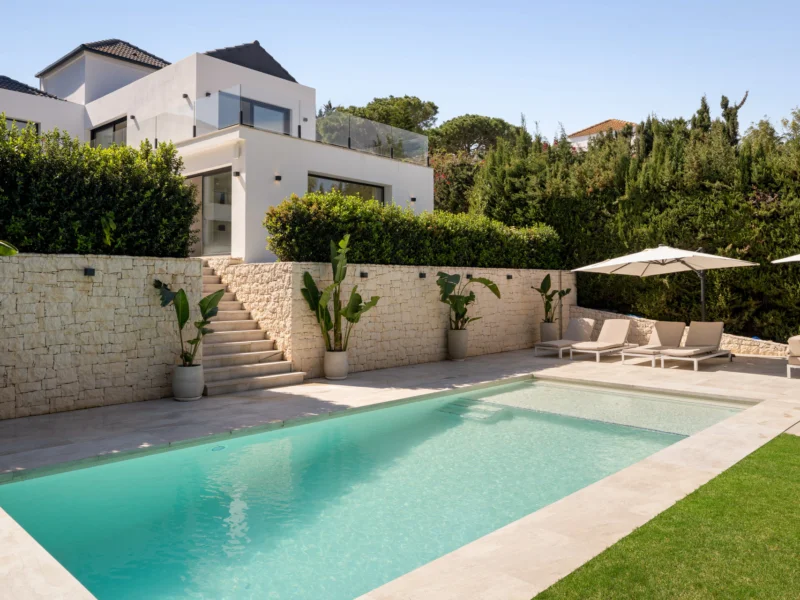 4 Bedroom Private Villa for Sale in Las Brisas, Nueva Andalucía, Marbella